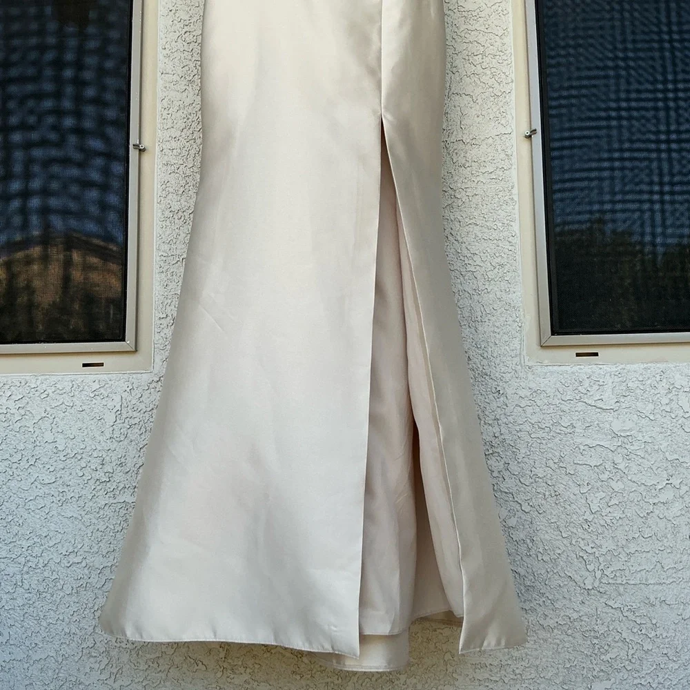 NWT Alfred Sung Off-The-Shoulder Ruffle Satin Trumpet Gown Dress Size 6 D836 - Picture 10 of 14